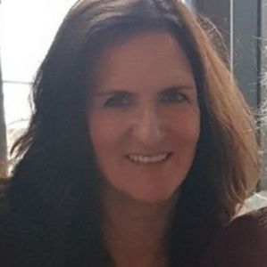 Meet your Posher, Debbie